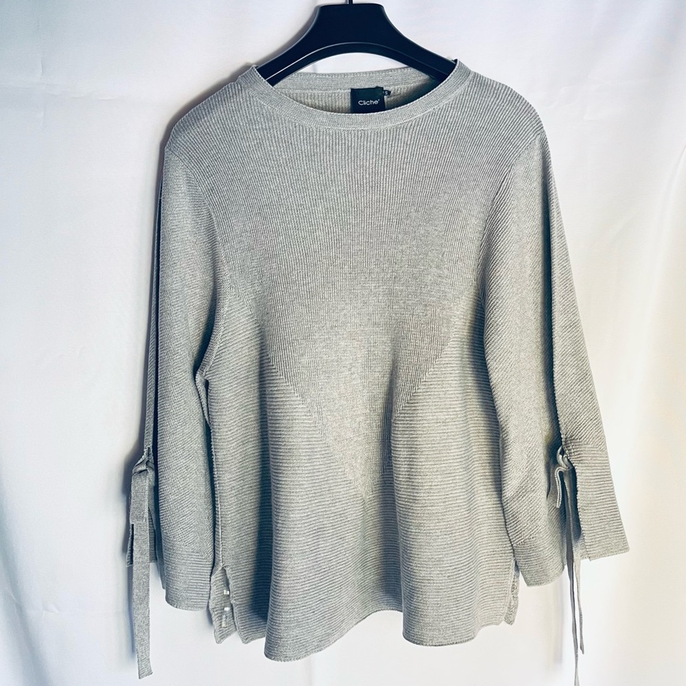 Cliche Light Gray Women's Sweater with Tie Sleeves